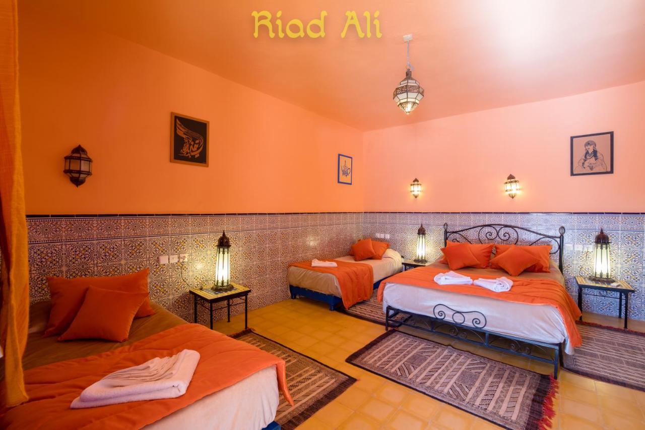 Hotel Riad Ali Мерзуга Екстер'єр фото