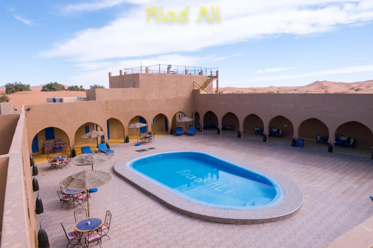 Hotel Riad Ali Мерзуга Екстер'єр фото